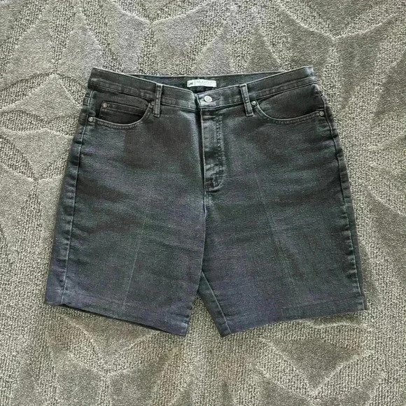 💟➕size Lee Petite Relaxed Fit Jean Shorts - Picture 2 of 15